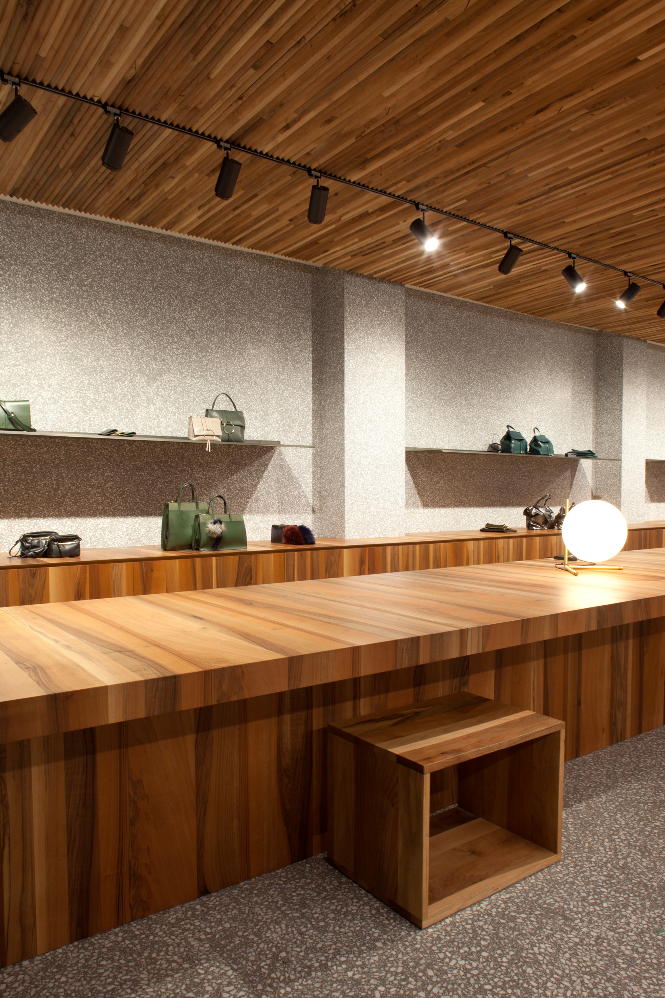 082_showroom gianni chiarini-9