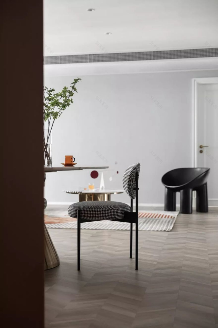 魔都三号线老屋新生活,灰阶绅士风-41