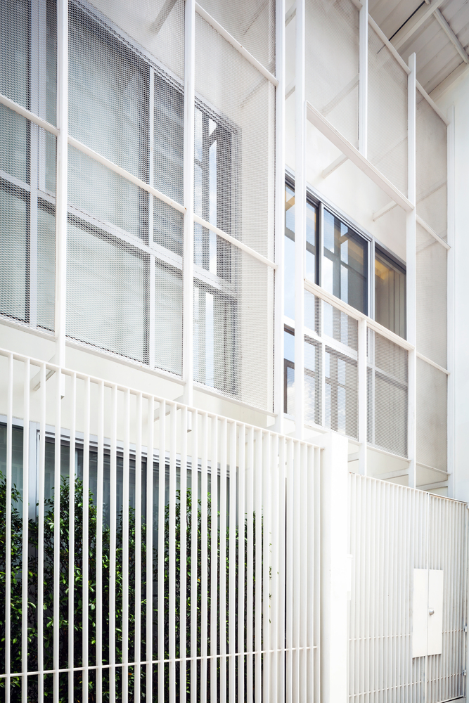 废弃联排别墅的轻盈翻新-74