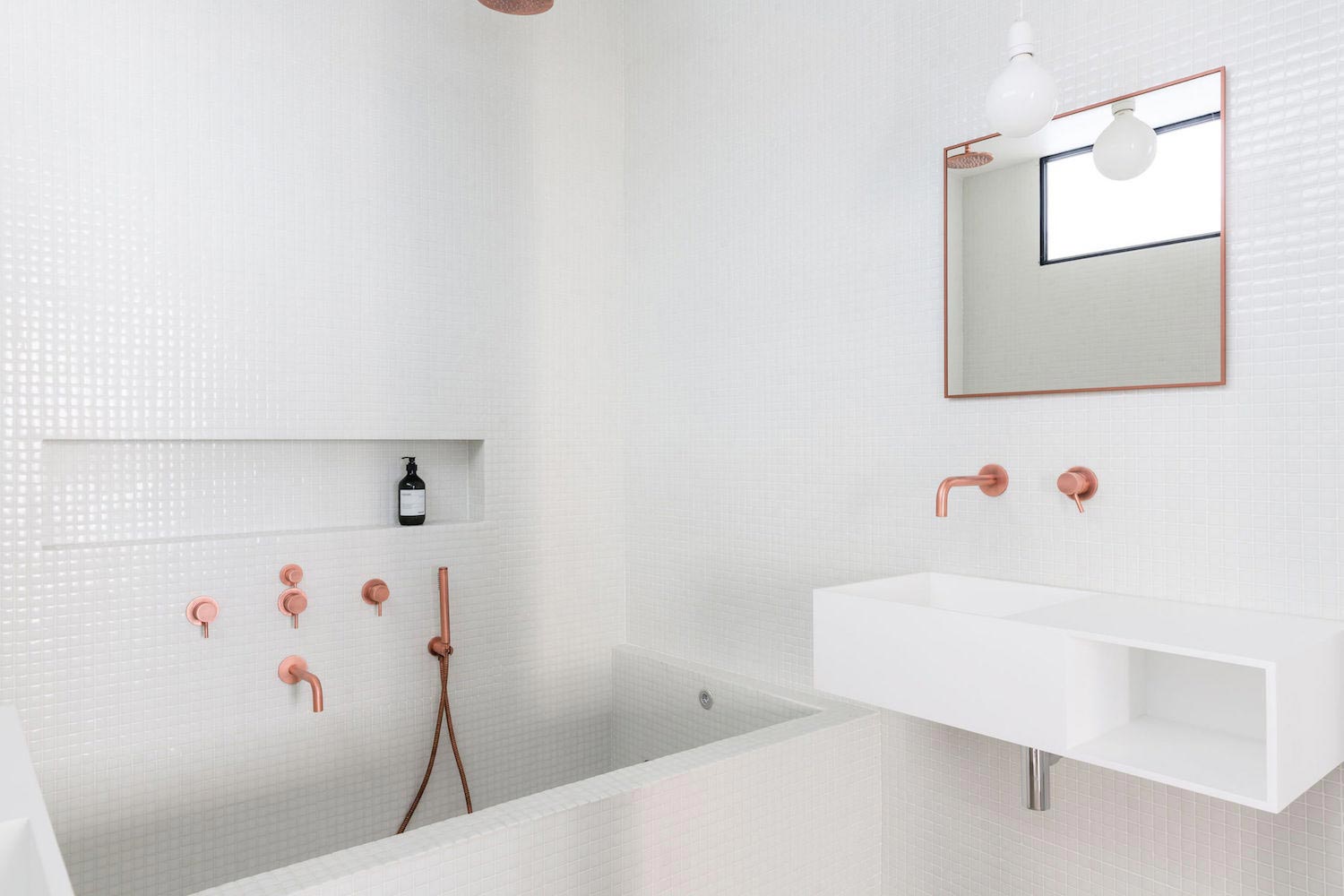 极简巴黎公寓 | 乔纳森·斯泰内展现原始材料与纯粹形态-16