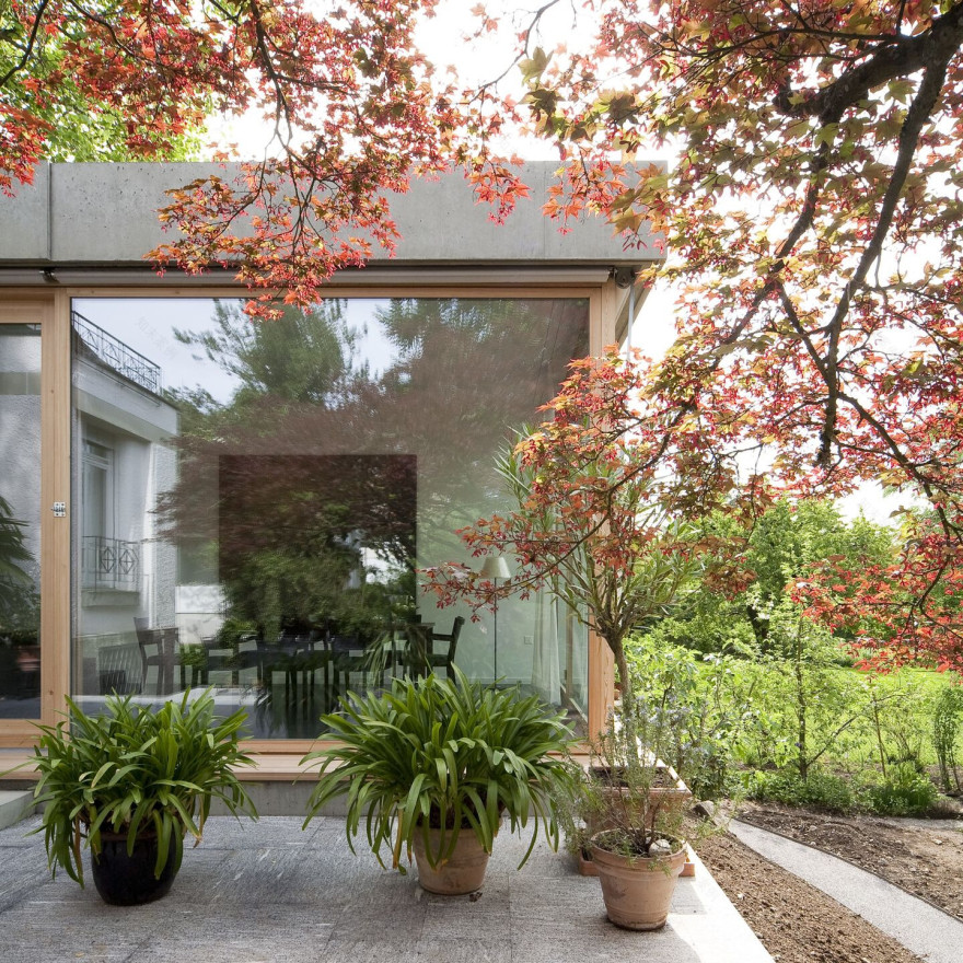 瑞士比尔别墅的现代改造-11