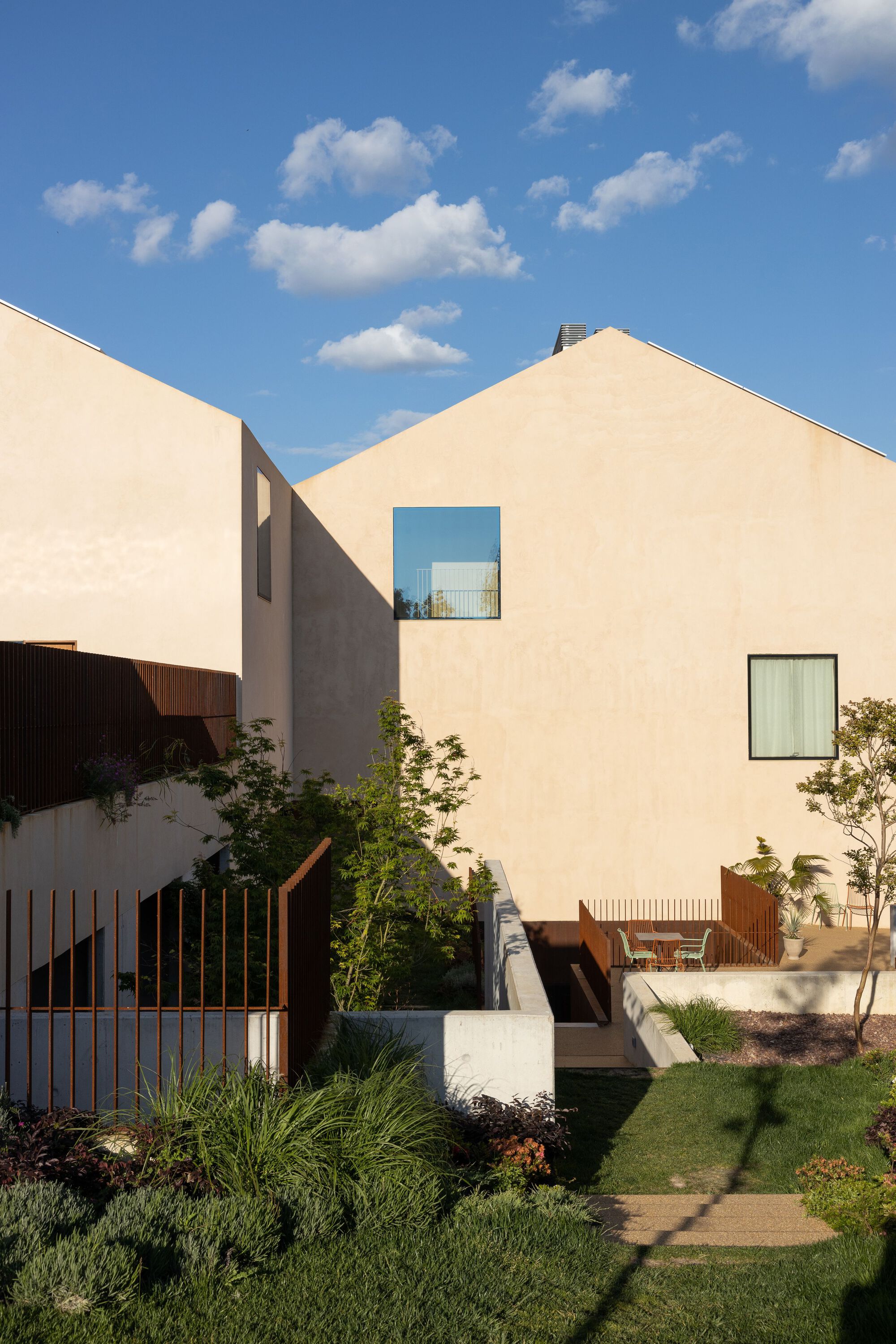 M·OU·CO 酒店公寓丨葡萄牙波尔图丨Arquitectos Aliados-11