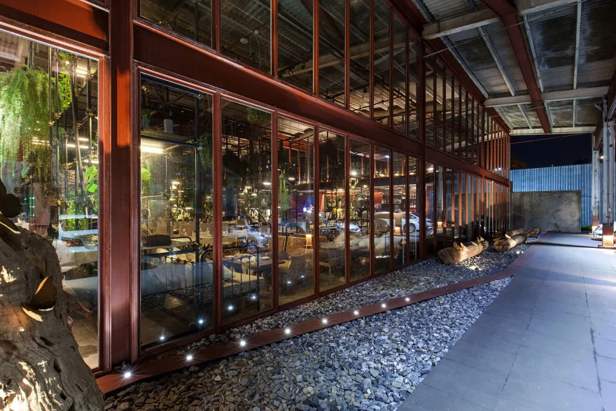 曼谷工业风餐厅“Vivarium”-11