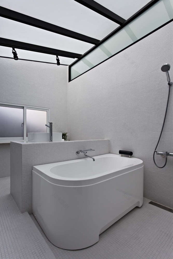 阳光折射的“光与影”之家-54