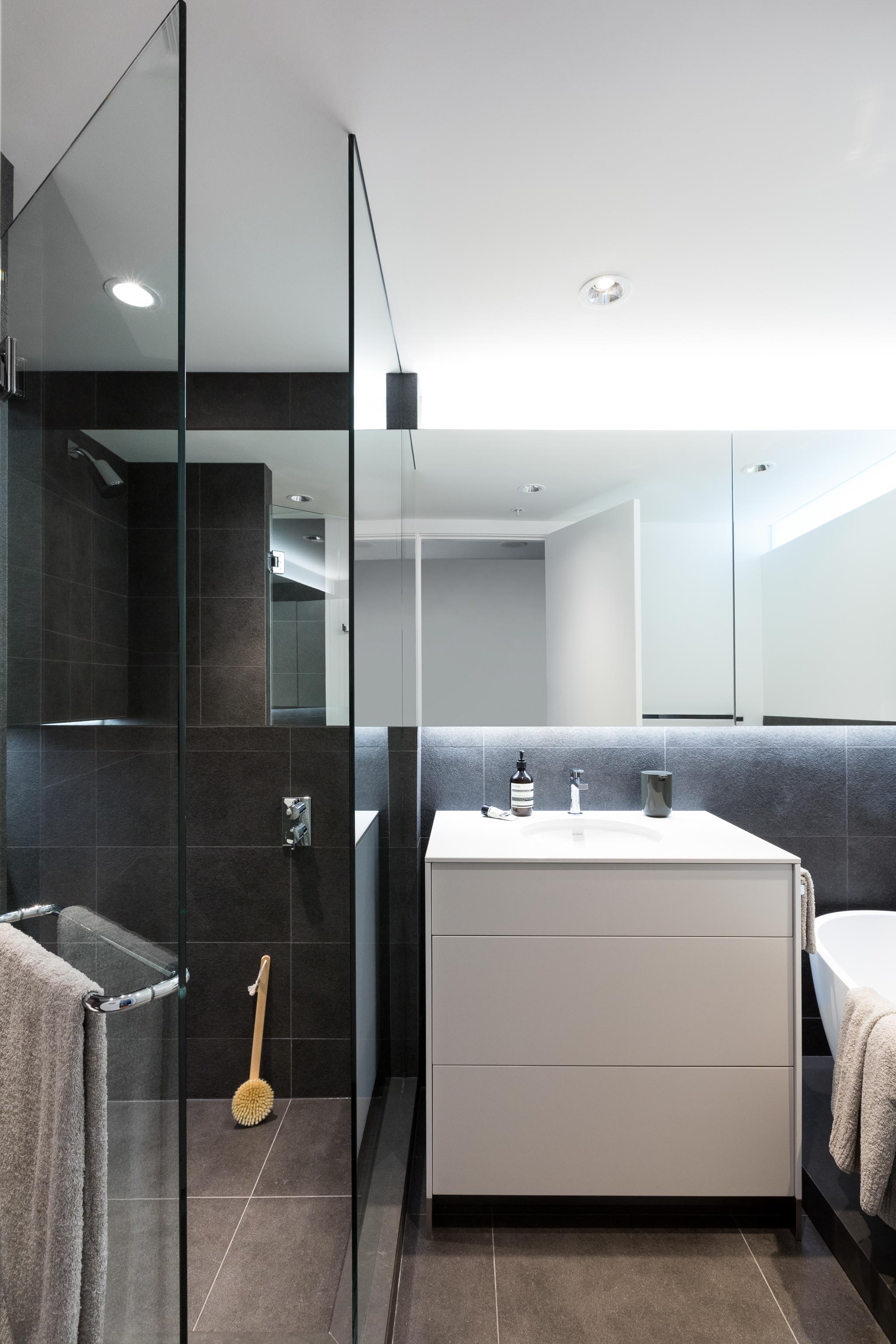 温哥华双海岸美景公寓-17