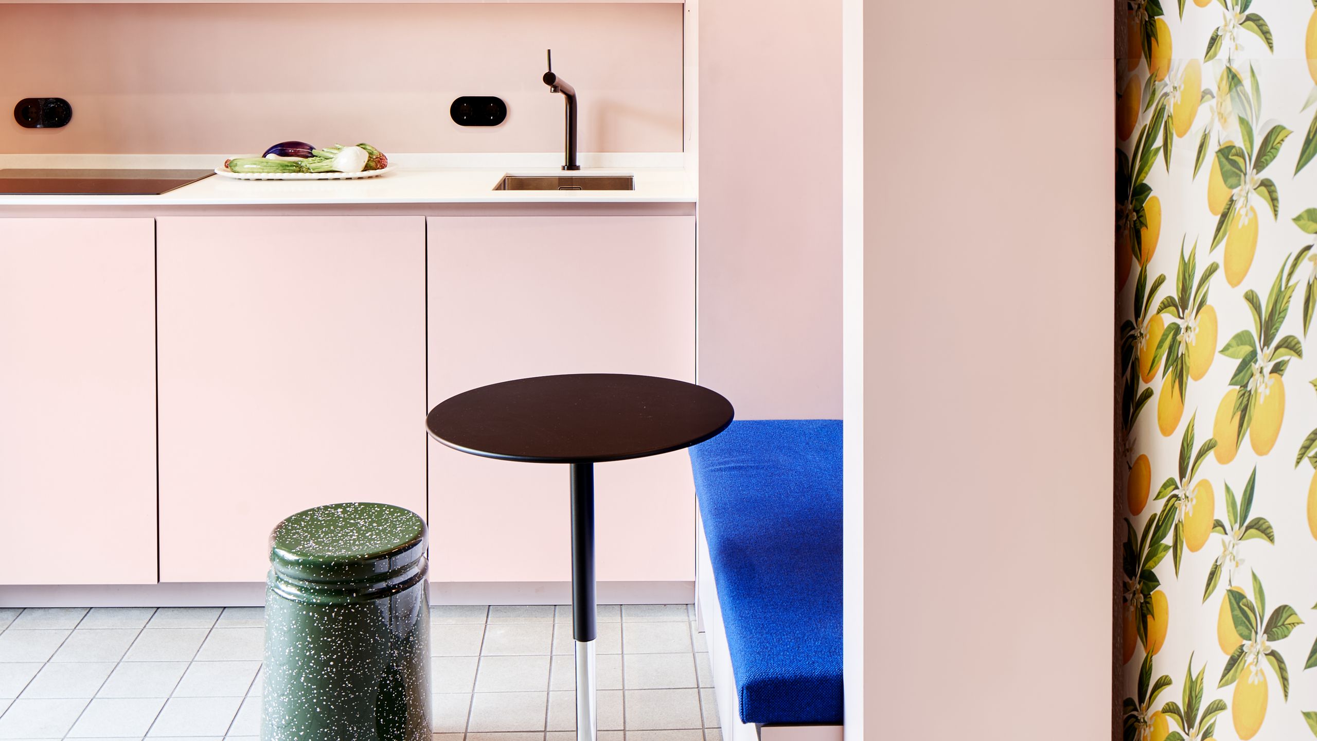 Studio  Komo创始人的意大利风情小厨房丨德国斯图加特丨Studio Komo-2