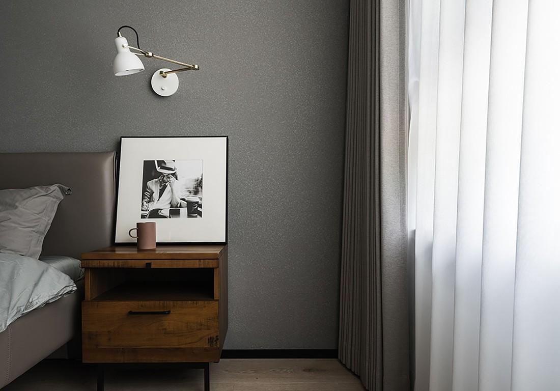 135㎡简约两居，真皮沙发与工业风茶几的完美融合-22