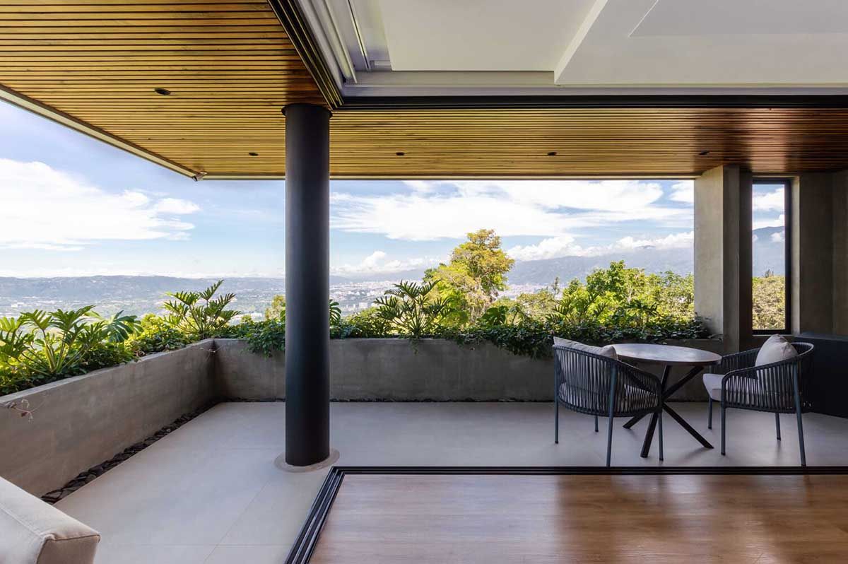 哥伦比亚寒带山间别墅,自然与建筑的和谐交融-13