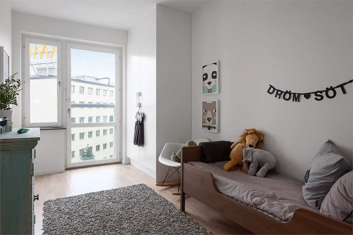 城市雪景中的温馨冬日-13