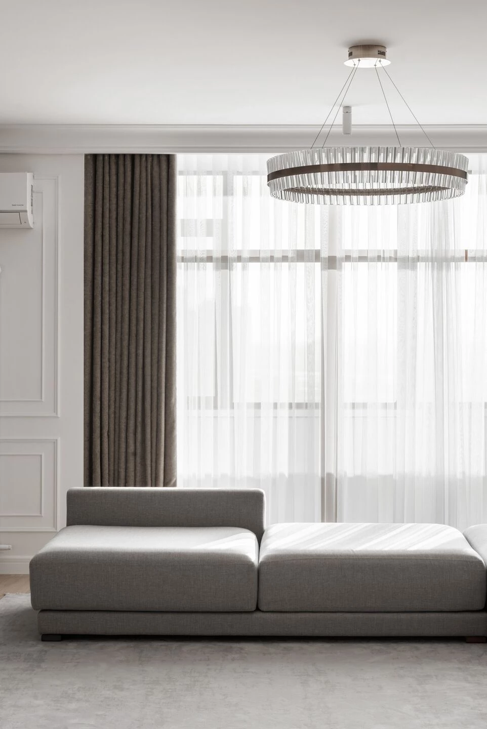 Philosophy of moderation neoclassical apartment-38