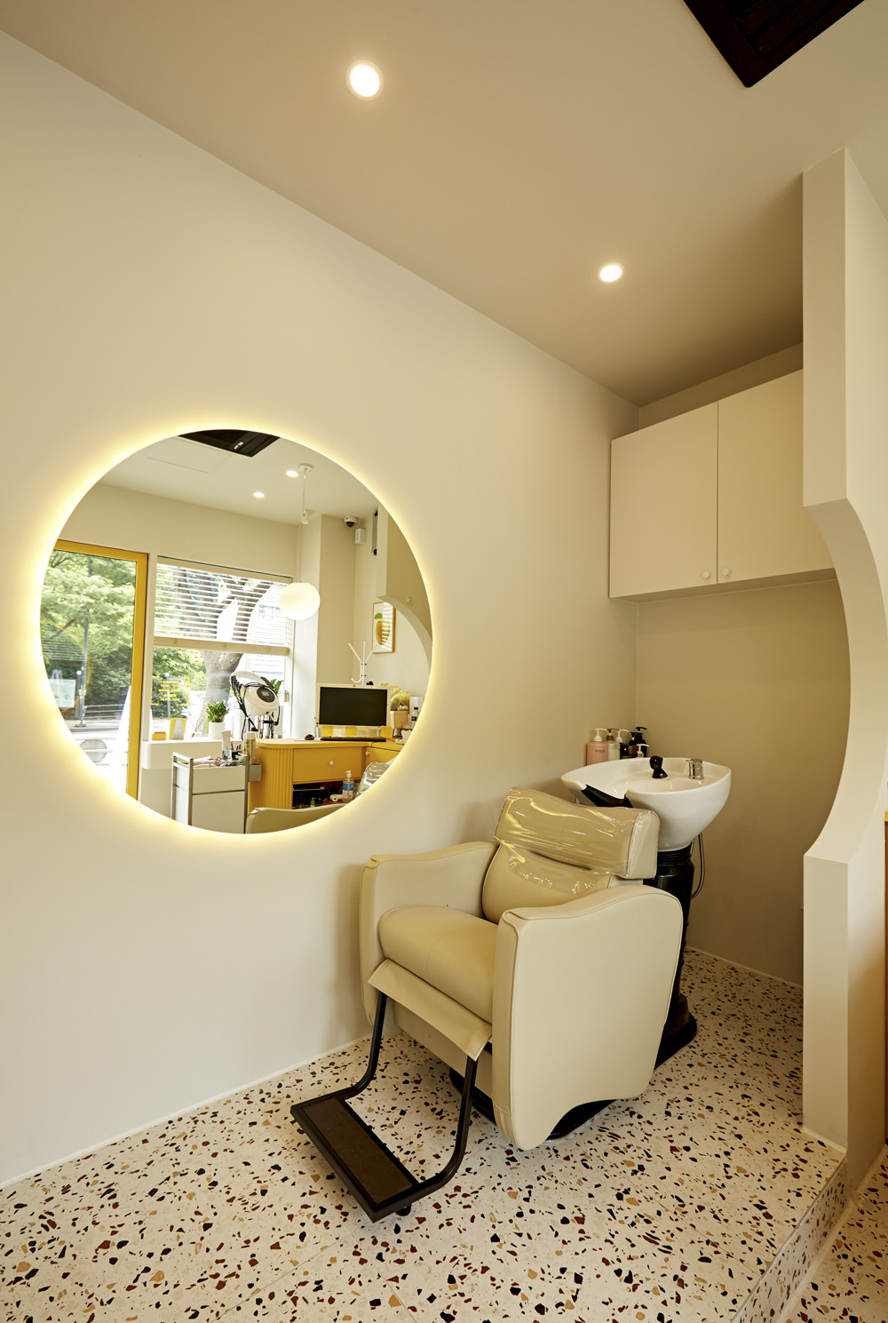 韩式小清新 6 坪美容室设计-13