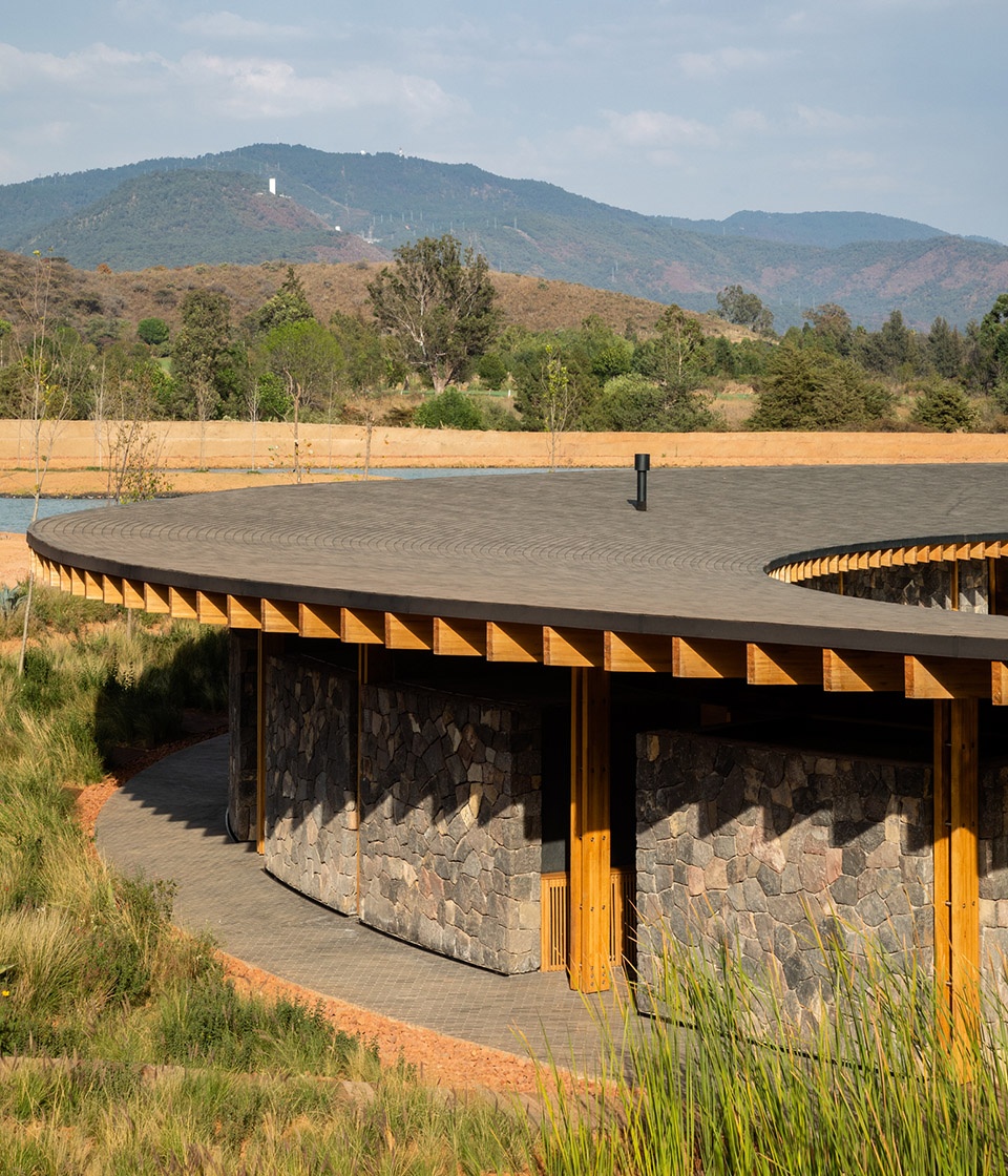 墨西哥 Valle San Nicolás 俱乐部 | 与自然共生的现代建筑设计-18