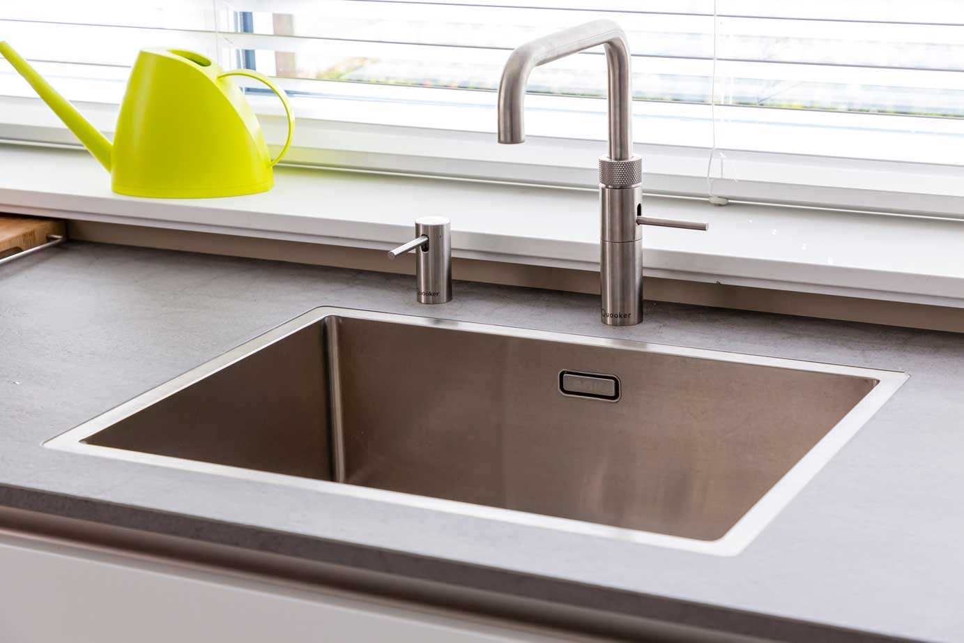 Deventer现代岛式厨房设计丨荷兰丨Adee Keukens-14