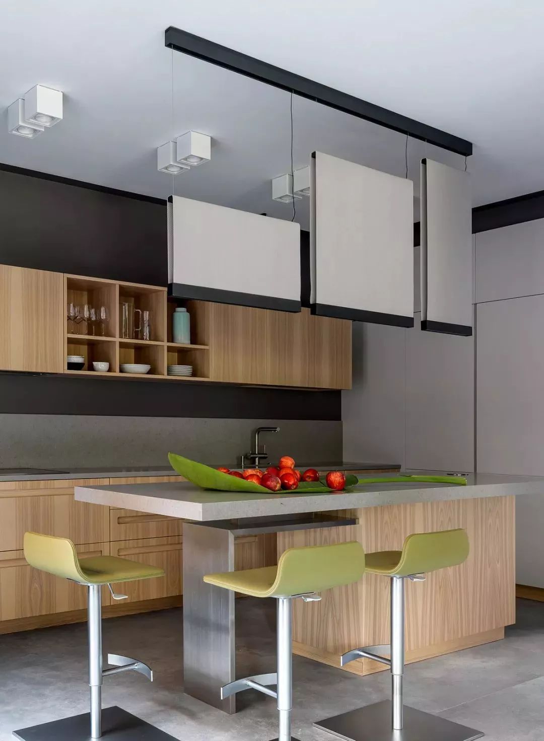 巴塞罗那多彩住宅,诠释欢乐氛围-45