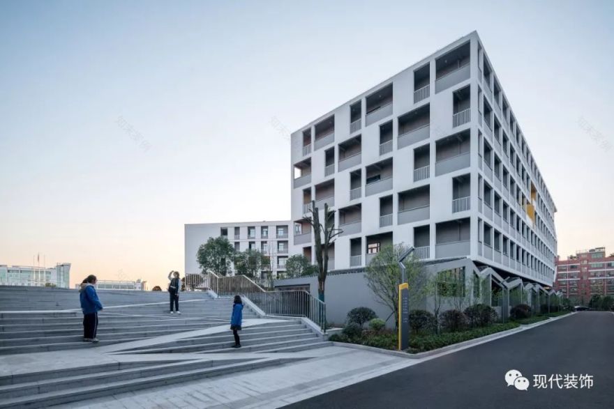 高密度校园的舒适尺度与国际化视野-73