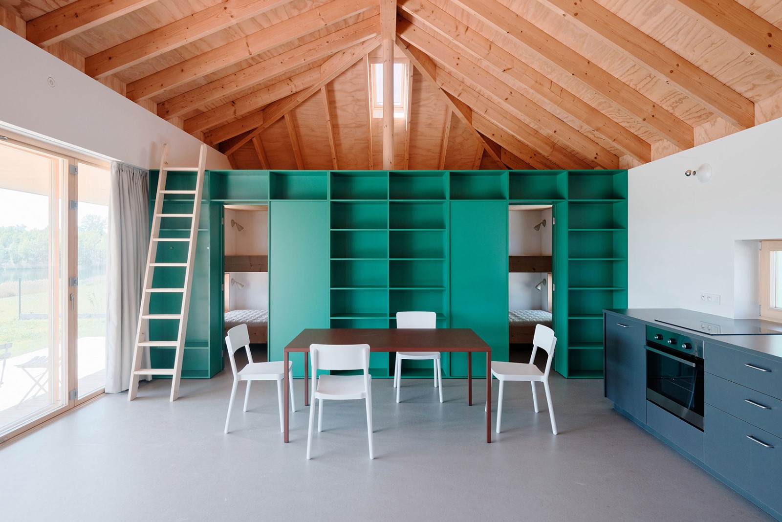 VOJ湖边度假屋，斯洛伐克 / JRKVC-33