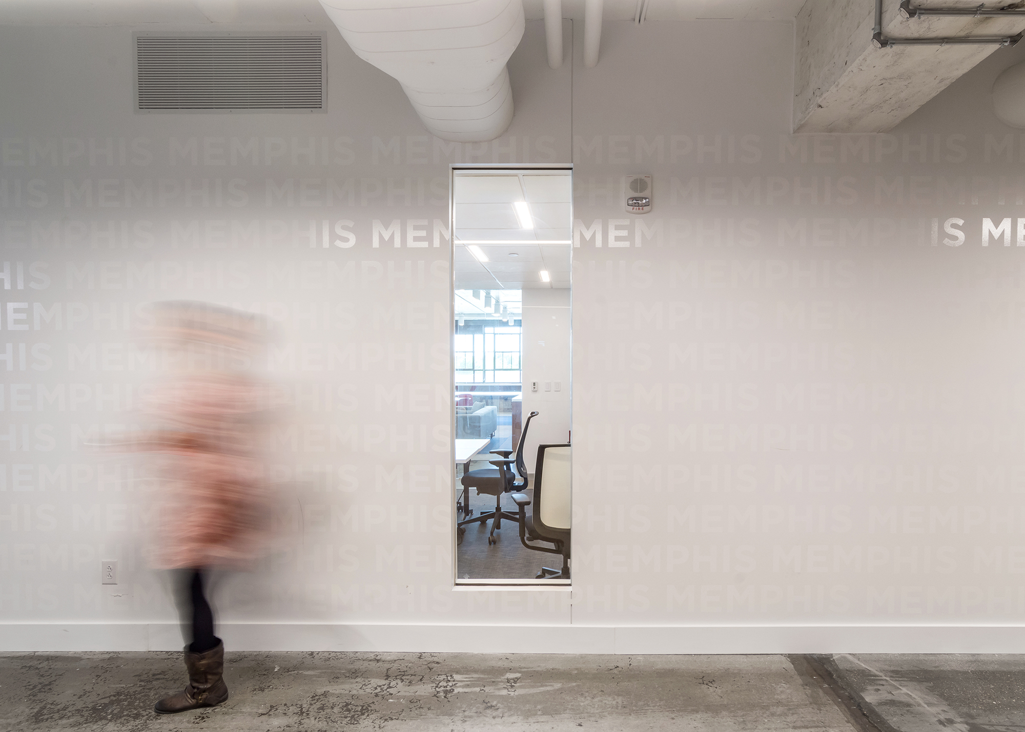 重塑社区纽带 | Memphis 非盈利组织 City Leadership 办公室设计-13