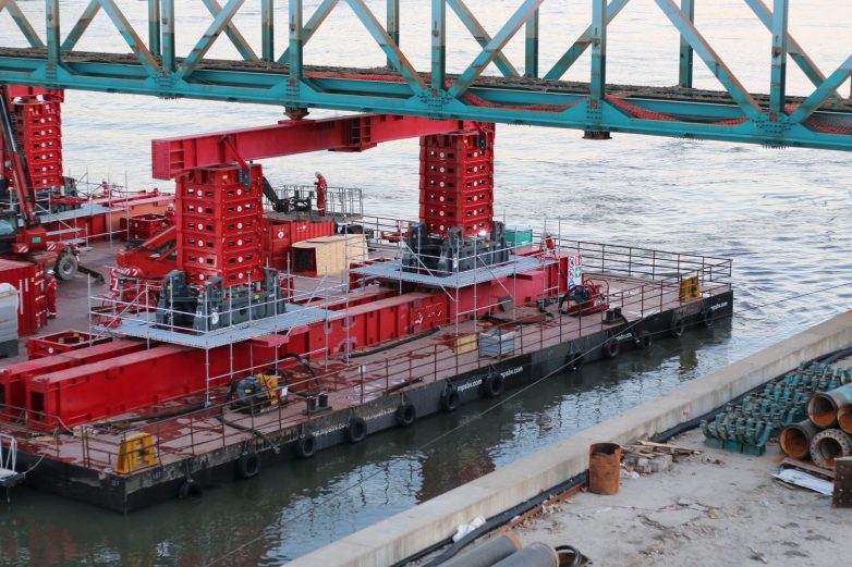 诺维萨德临时桥（博什科·佩罗舍维奇桥）拆除项目-40