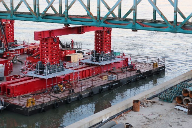 诺维萨德临时桥(博什科·佩罗舍维奇桥)拆除项目-40