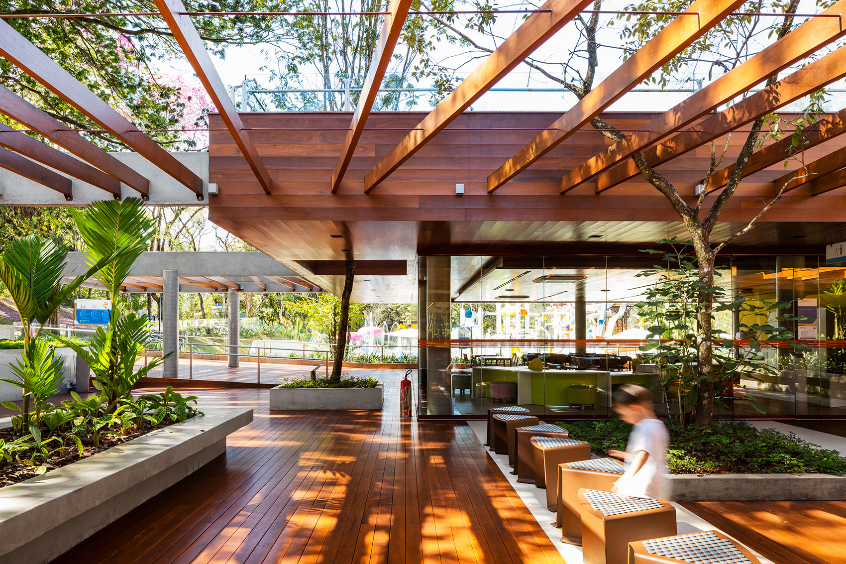 圣佩德罗大酒店新建休闲区,巴西 / Levisky Arquitetos| Estratégia Urbana-16