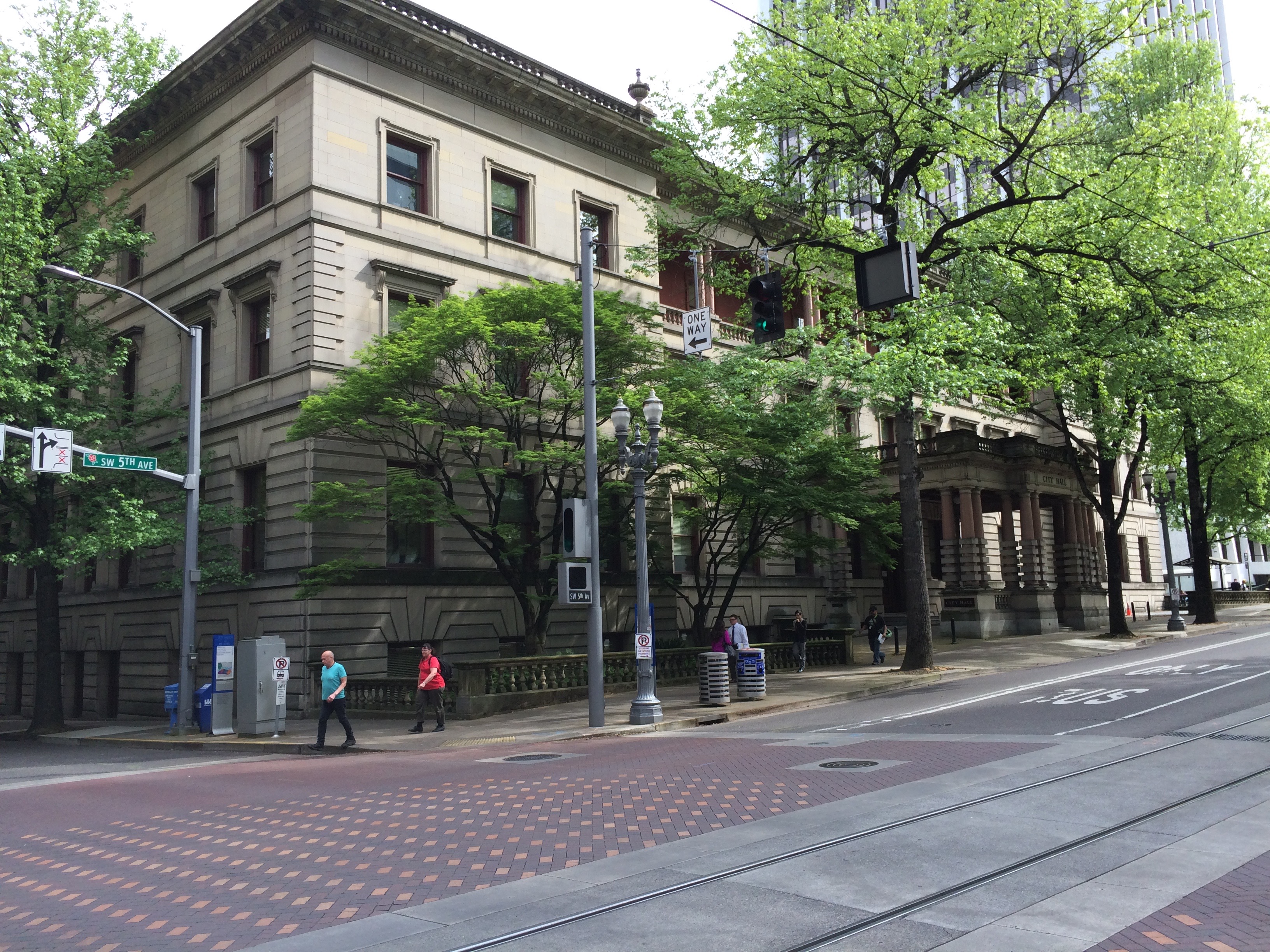 波特兰市政厅周边花园景观项目丨美国波特兰-7