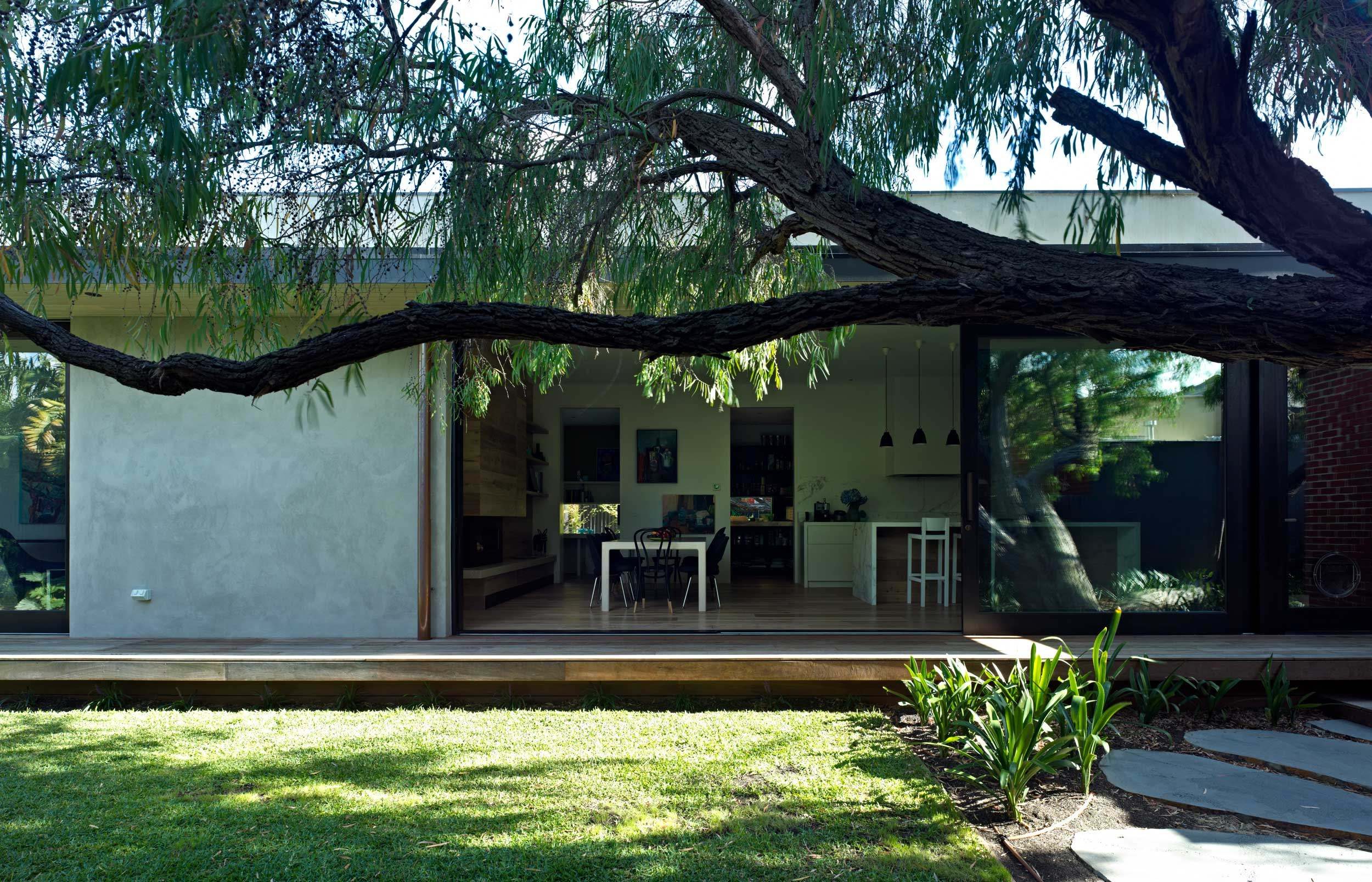 Tree House Susi Leeton Architects   Interiors-1