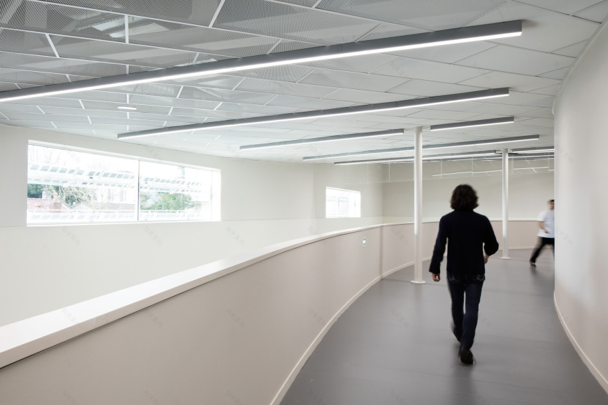 La Source,media library and centre for eco·citizenship in Le Bouscat (法国)-12