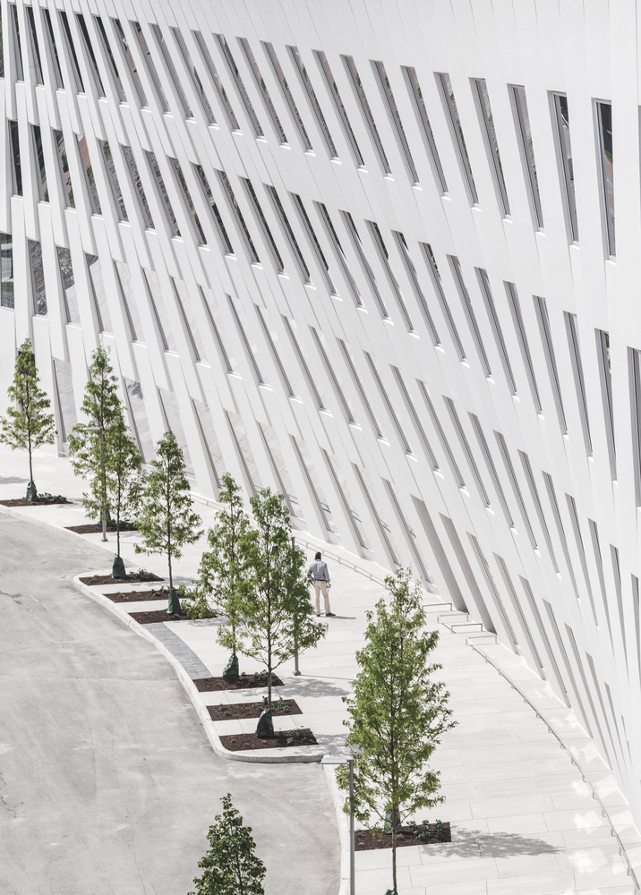 Philadelphia 海军场绿色公园旁的 LEED 黄金办公大楼-31