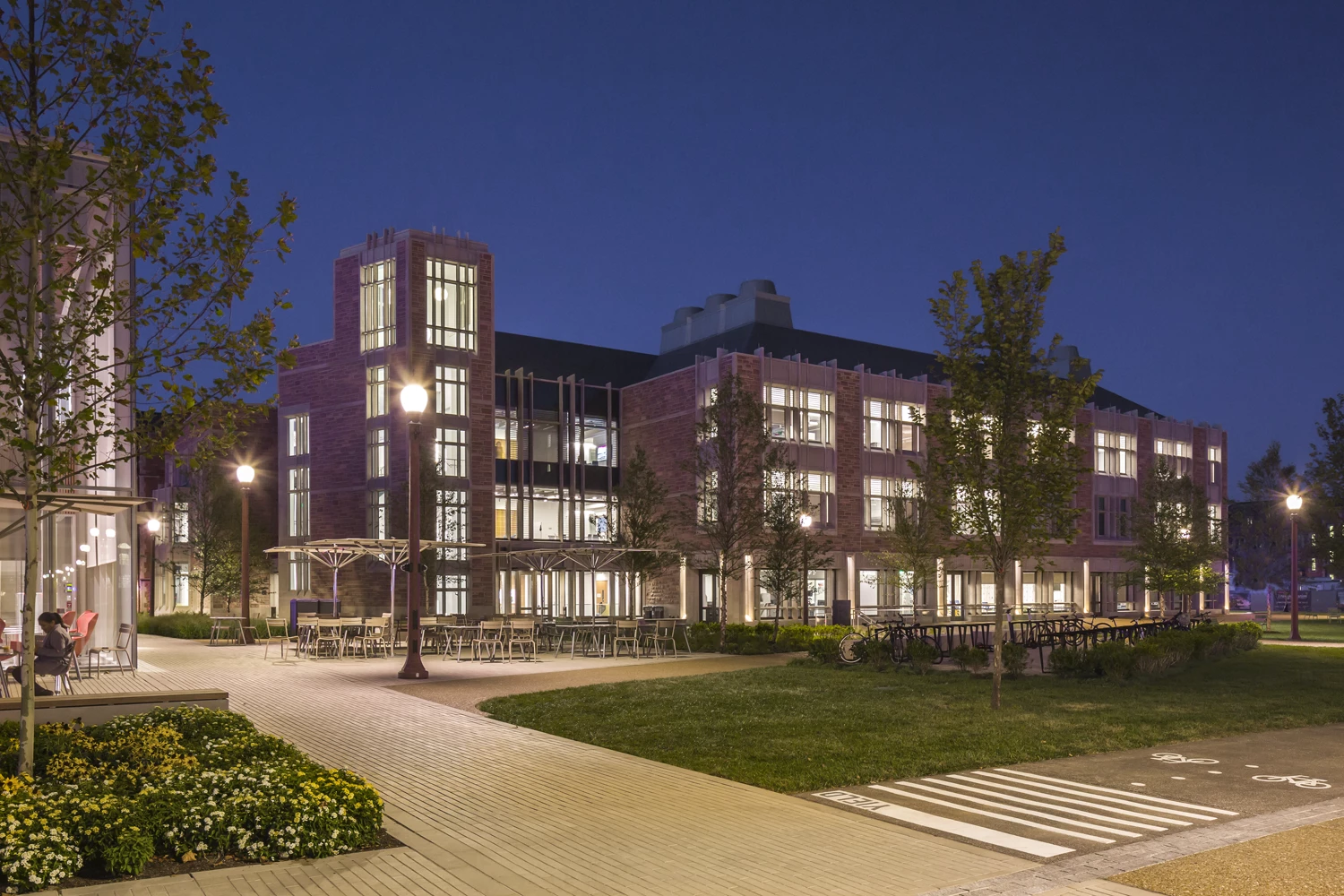 华盛顿大学朱贝尔厅-18