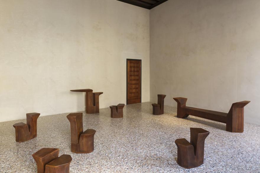 威尼斯魔力再现,Nomad 设计展呈现千年古城的现代魅力-1