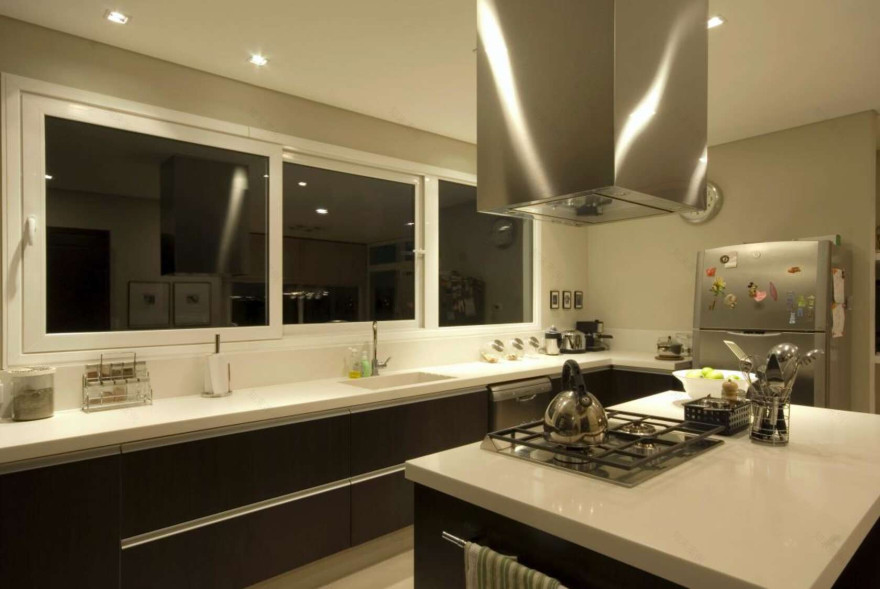 单色调湖畔别墅-22