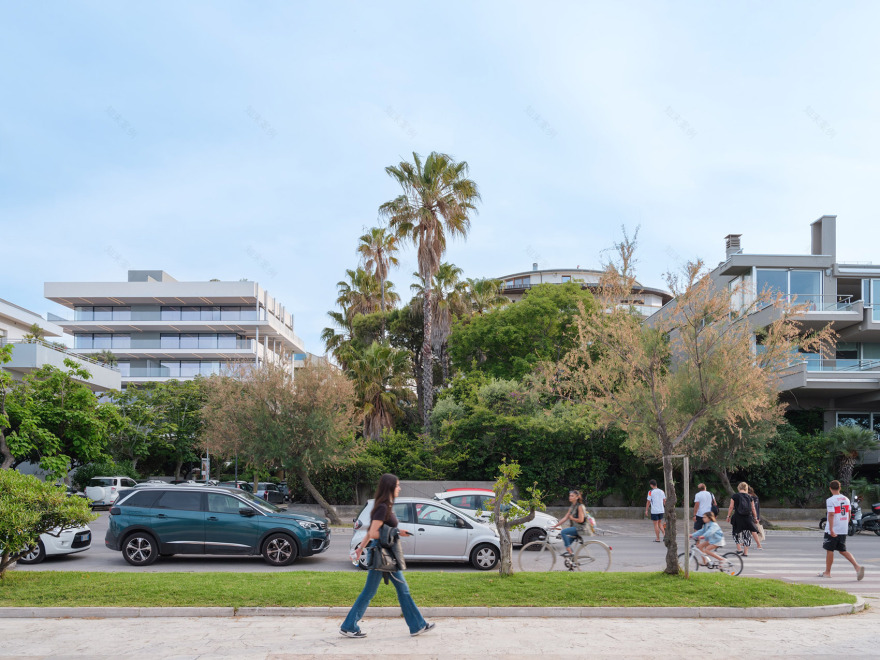 De Amicis 154号公寓楼丨意大利丨Giovanni Vaccarini Architetti-16