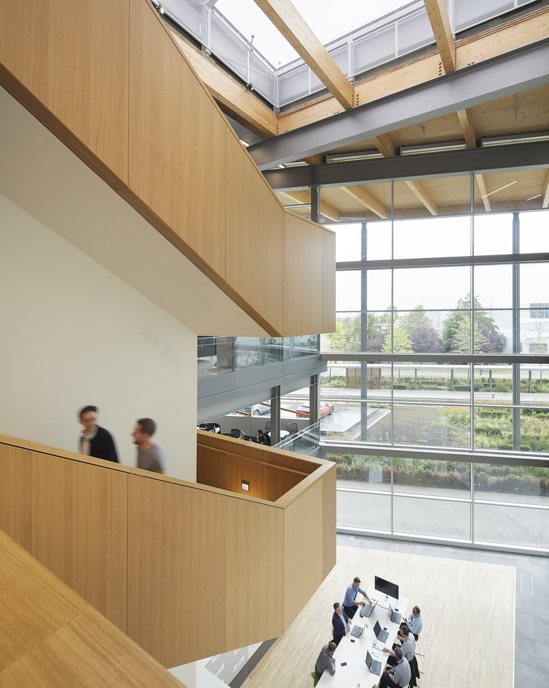 英国先进产品创建中心-48