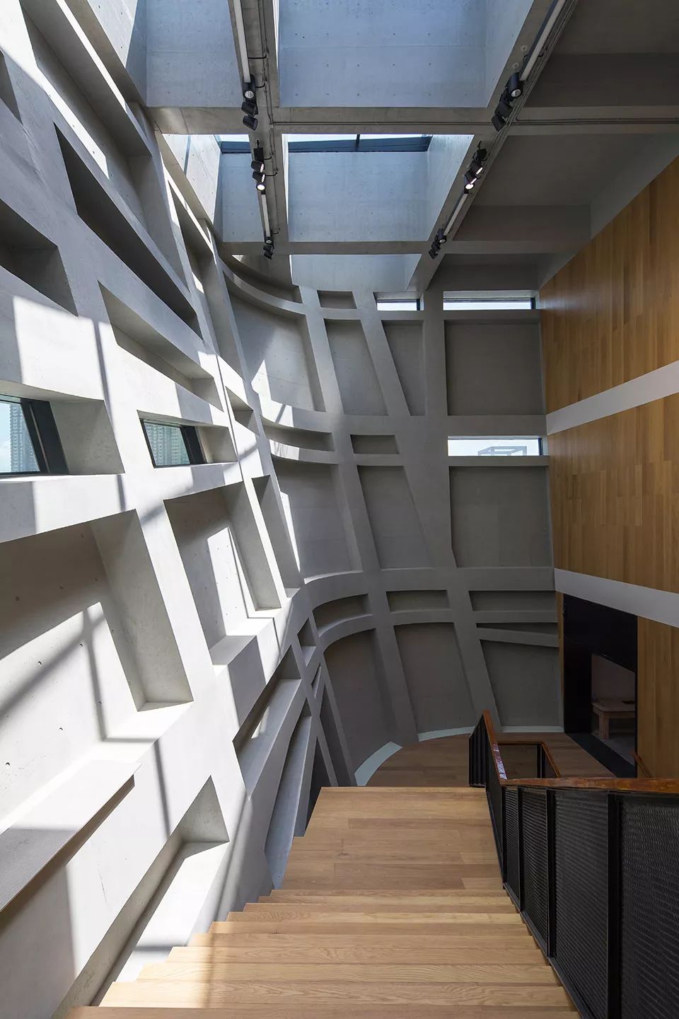 深圳龙岗文化中心 | 混凝土雕塑般的室内空间-68