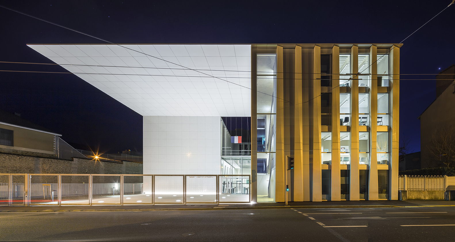 Limoges Courthouse  ANMA-42