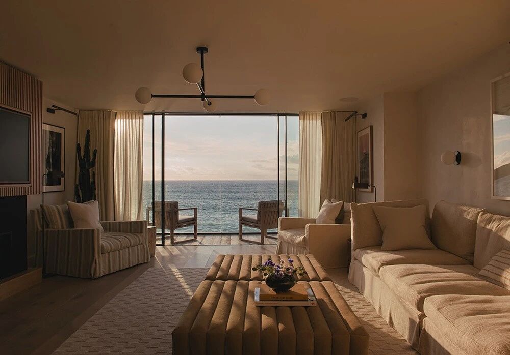 St· Ives Beachfront Penthouse海滨顶层住宅丨英国丨伦敦设计工作室贝尔与斯凯（Belle  Skye）-3