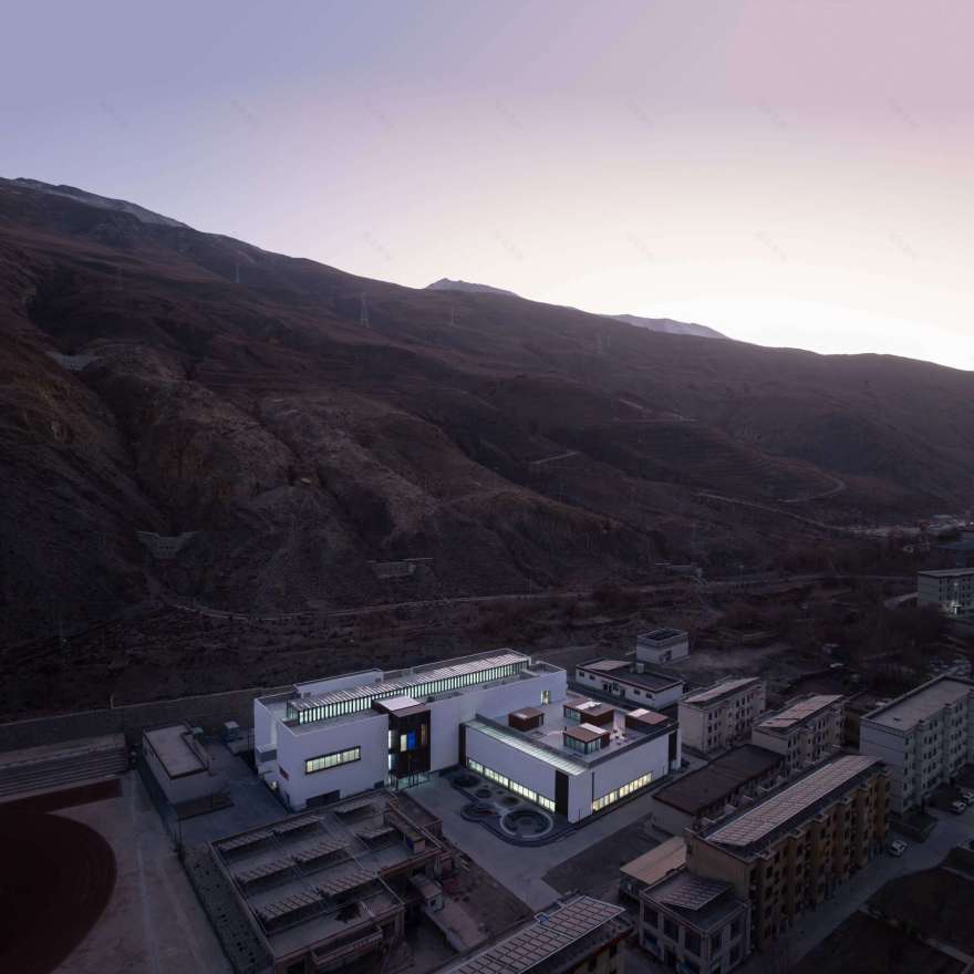 洛扎县中学多功能艺术中心丨中国山南丨深圳华汇设计,Das Design,万宇工程设计拉萨分公司-52