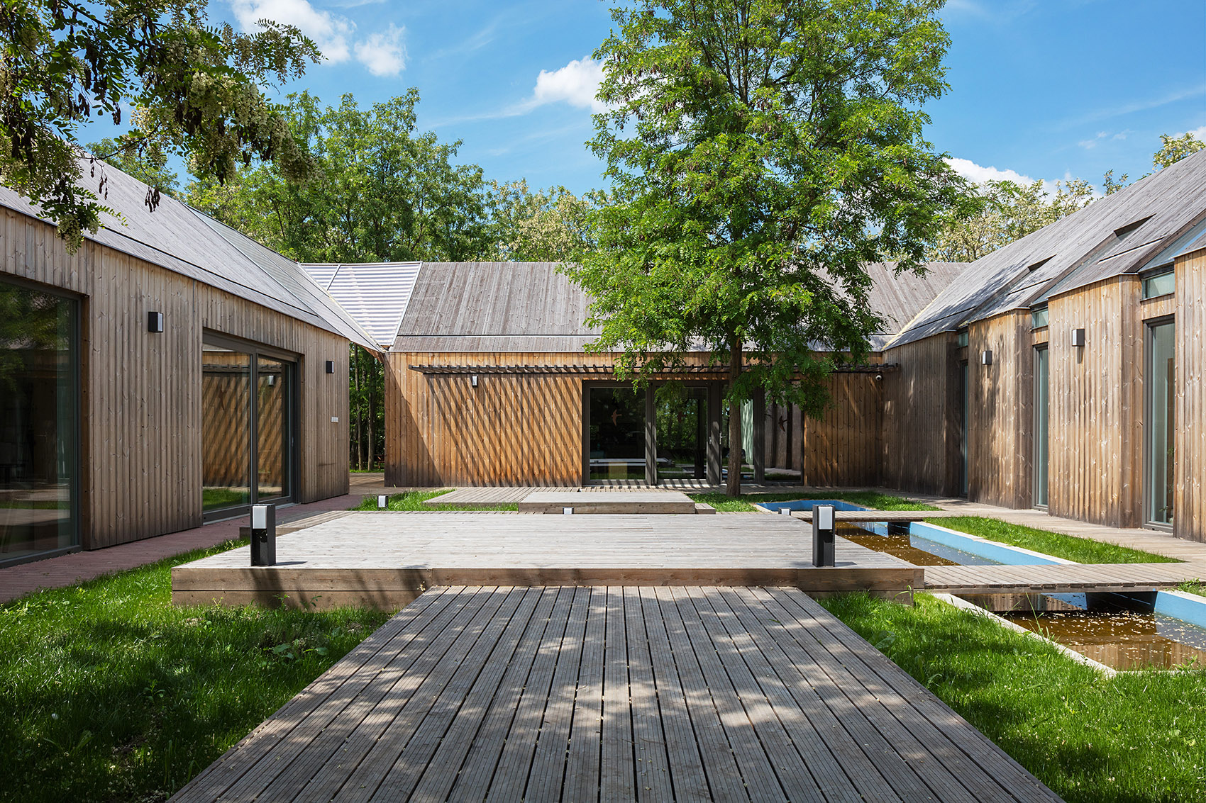 匈牙利乡村别墅-11