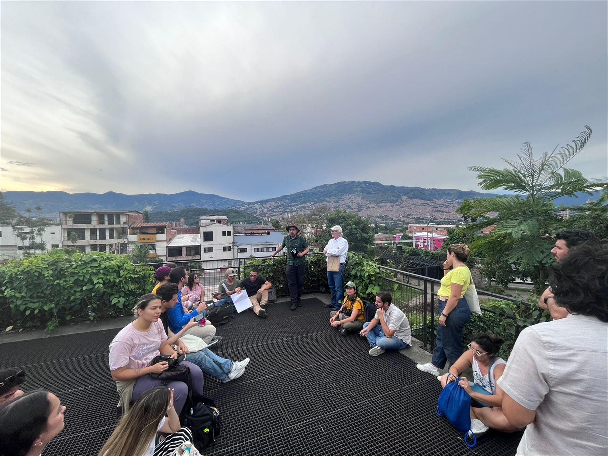 自然的生长花园PRADO PARK / Edgar Mazo-22