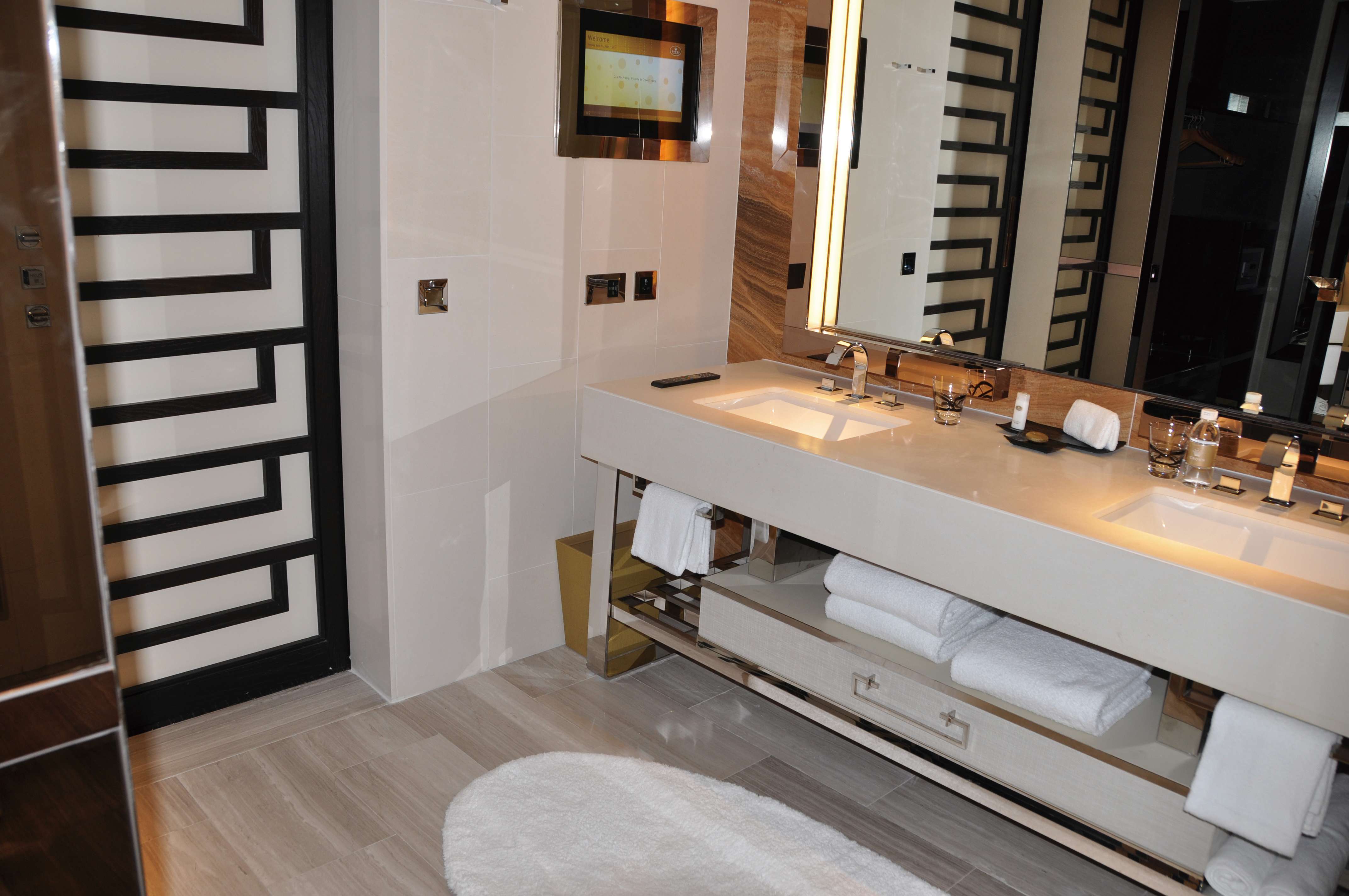 澳门新豪天地皇冠假日酒店 2-4-38