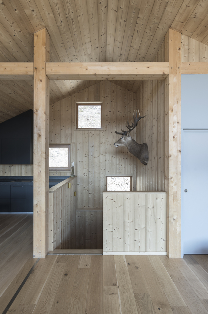 Mountain House  Studio Razavi architecture-41