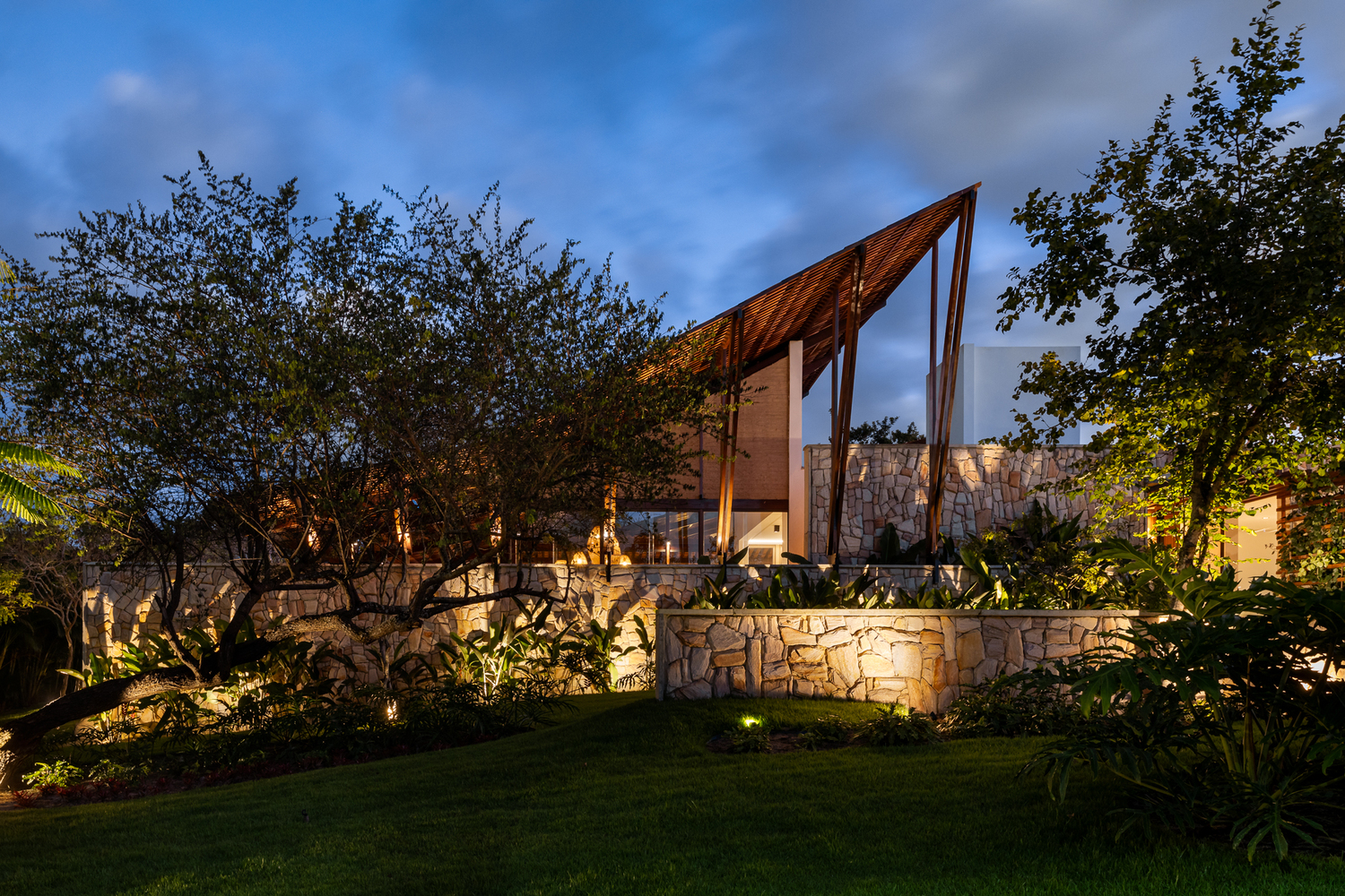 巴西 Discreet House丨jirau-81