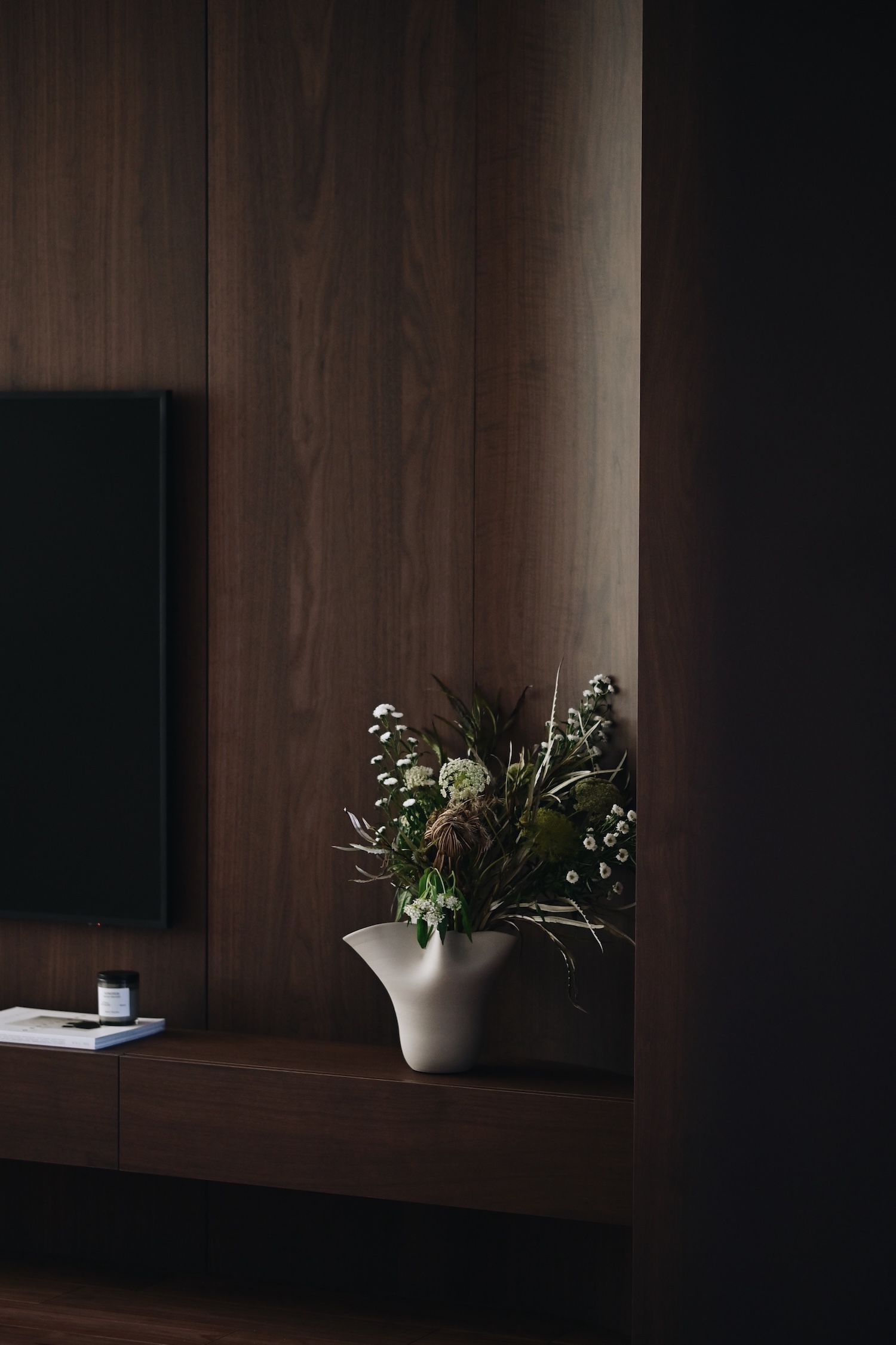 罗马尼亚加勒斯特简约住宅丨罗马尼亚布加勒斯特丨Robert  Eugen Dumitru Studio-21