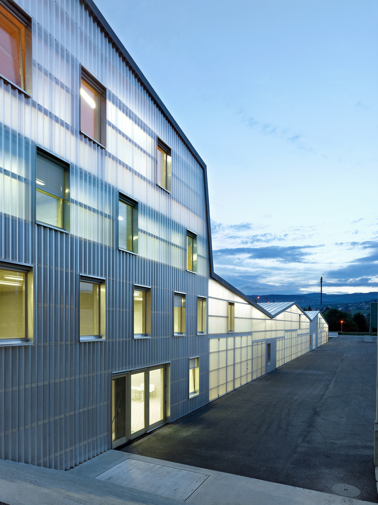 Multifunctional Building and Infrastructure  bunq architectes-28
