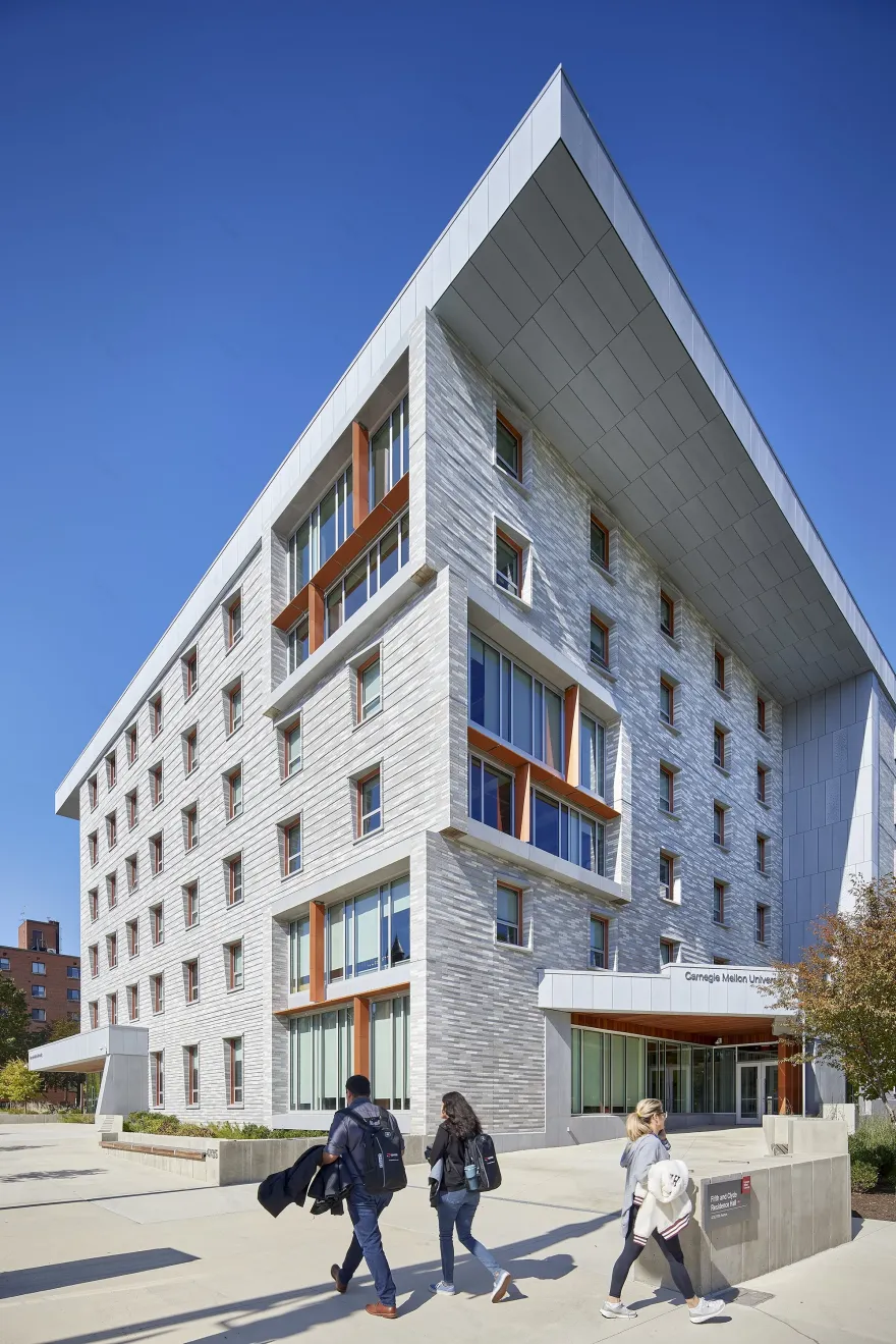 卡内基梅隆大学第五大道与克莱德楼及社区共享空间丨美国匹兹堡丨LTL Architects-1