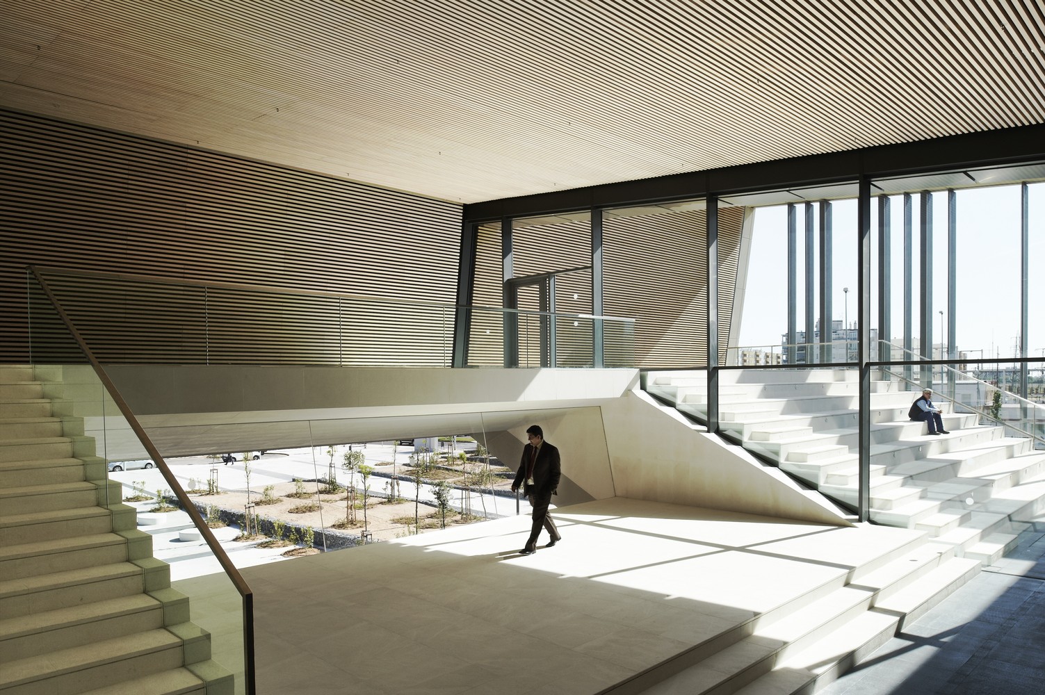 Headquarters Caja de Badajoz Studio Lamela Architects-22