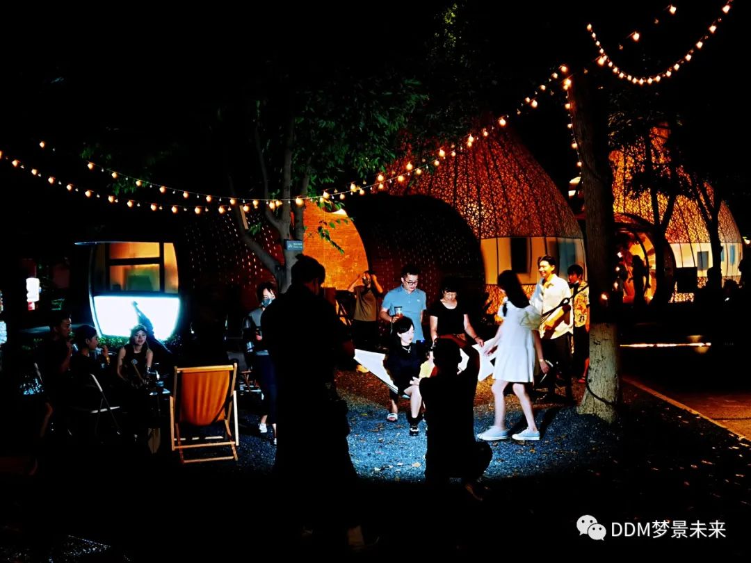 董小姐和马丁 · 成都城东公共艺术空间丨中国成都丨梦景未来,成都在行建筑设计事务所有限公司-45