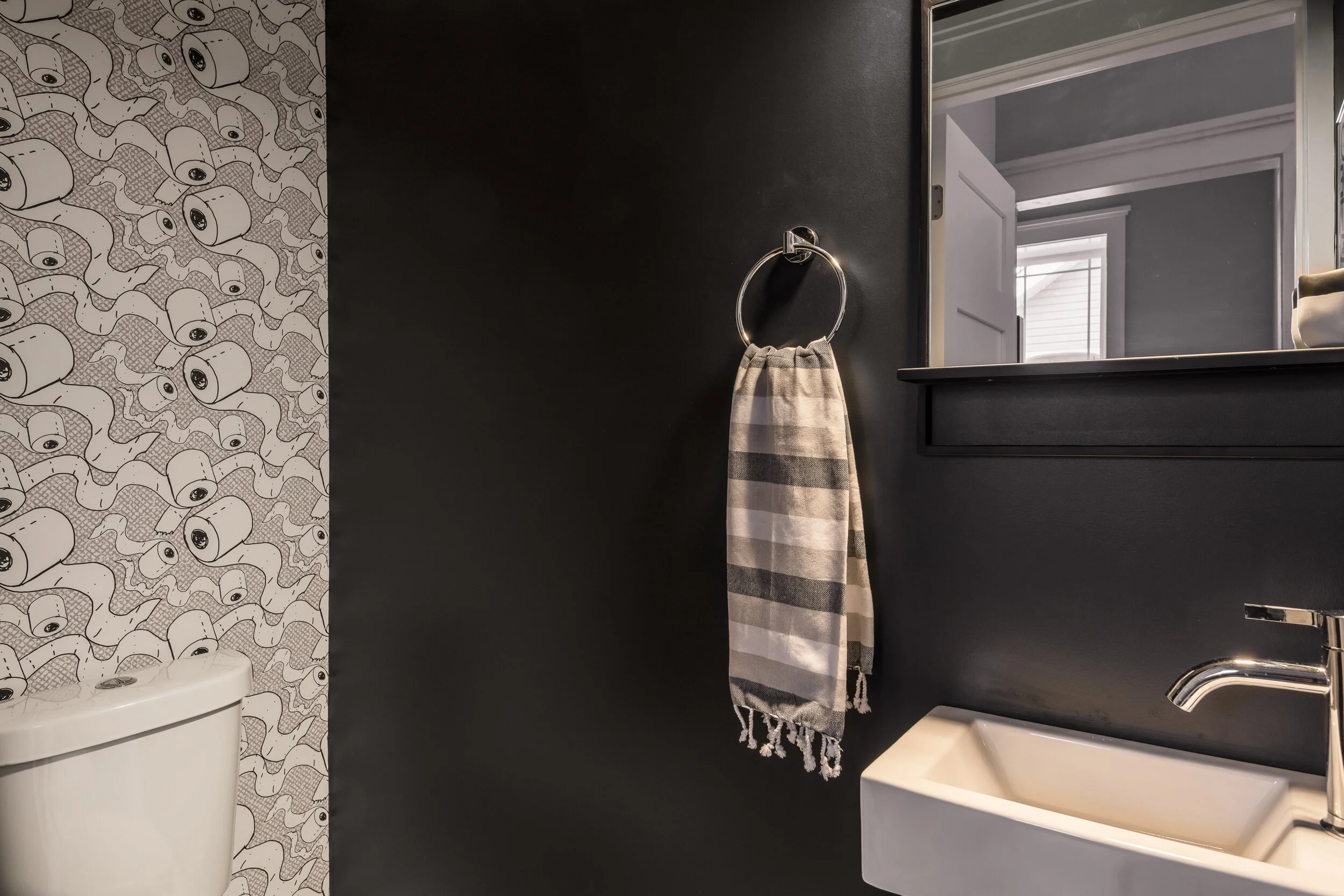 贝尔维尤小平房丨LU Design Build,设计师Rochelle McAvin-11