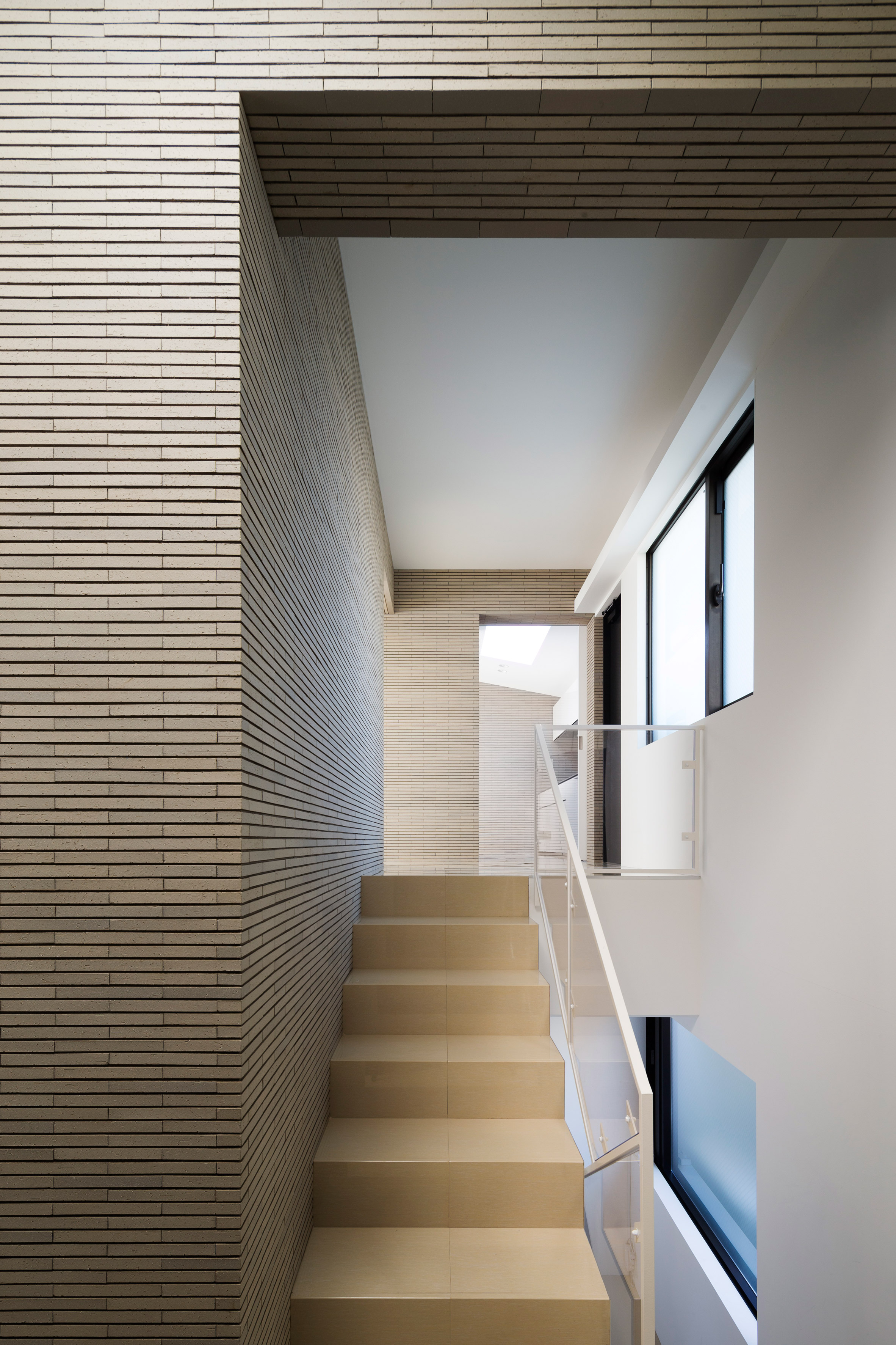 Apollo Architects renovates Tokyo house for modern family life-19