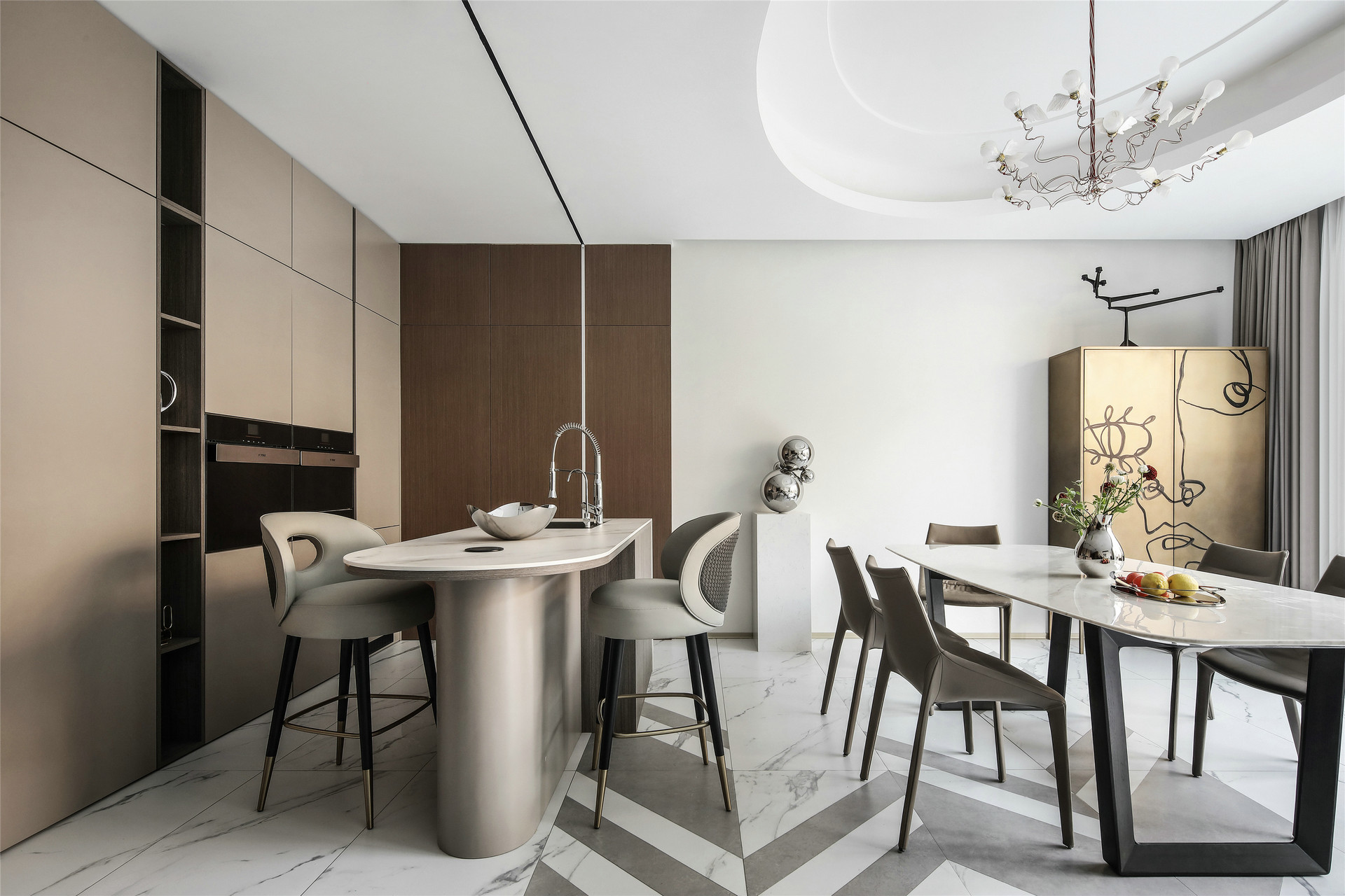 贵阳这波大平层设计，把“曲线高级感”玩成了家居顶流-22